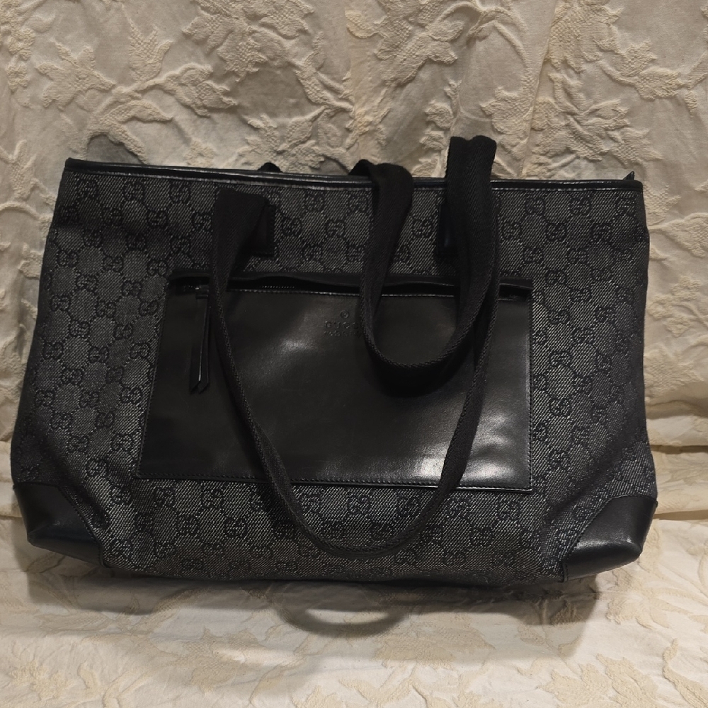 GUCCI Signature Black Canvas  Tote Bag